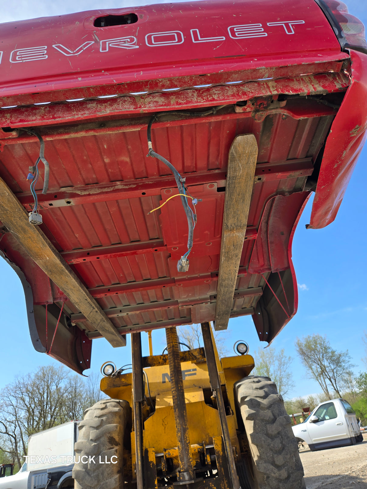 1999-2007 Chevrolet Silverado / GMC Sierra 1500 2500 3500 HD 8' Long Bed Truck Bed