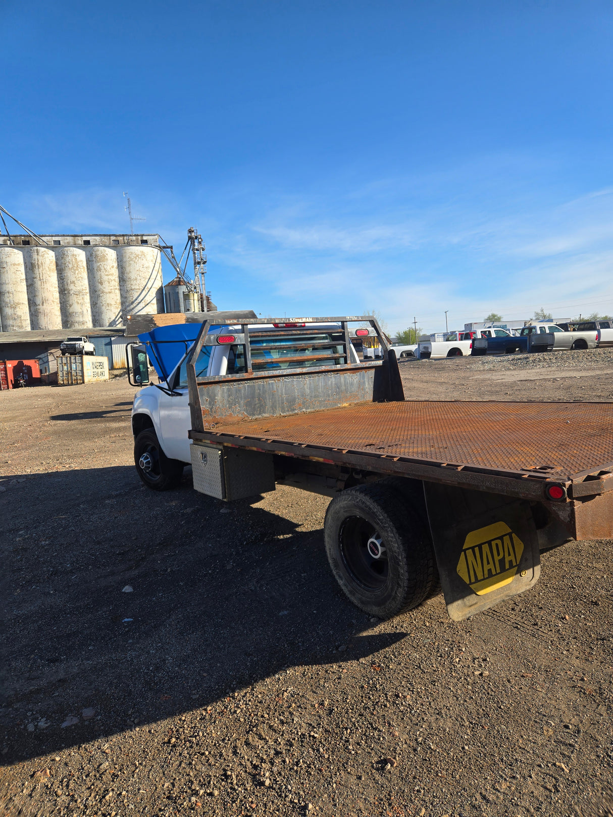 2009 GMC 3500 HD Dually - FULL PART OUT