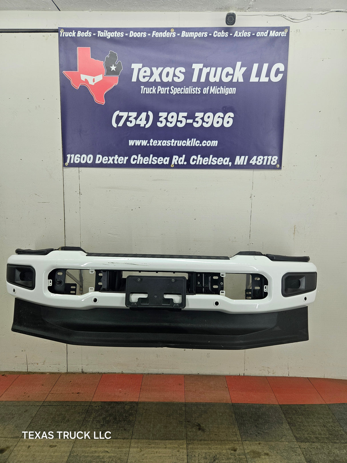 2023-2025 Ford Super Duty F250 F350 Front Bumper with Park Aid / Adaptive cruise sensor holes PPC3B 17750 EMSMAS