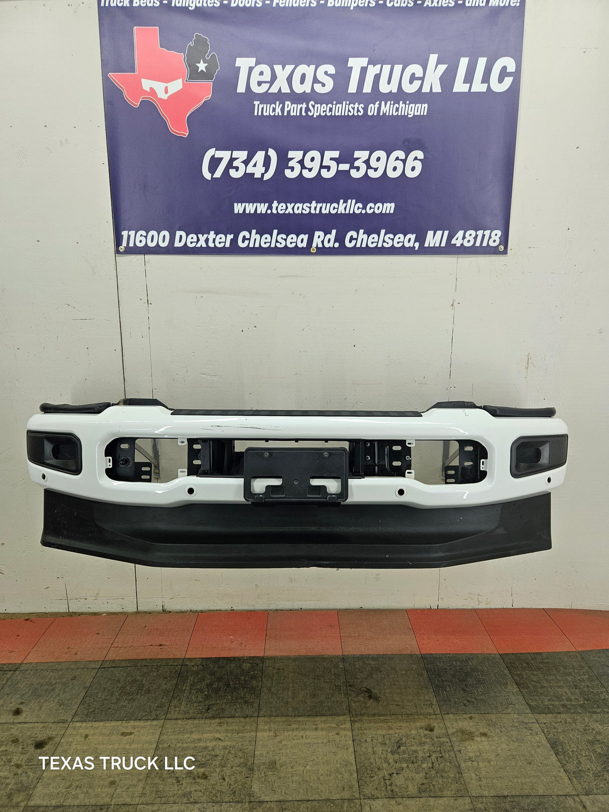 2023-2025 Ford Super Duty F250 F350 Front Bumper with Park Aid / Adaptive cruise sensor holes PPC3B 17750 EMSMAS