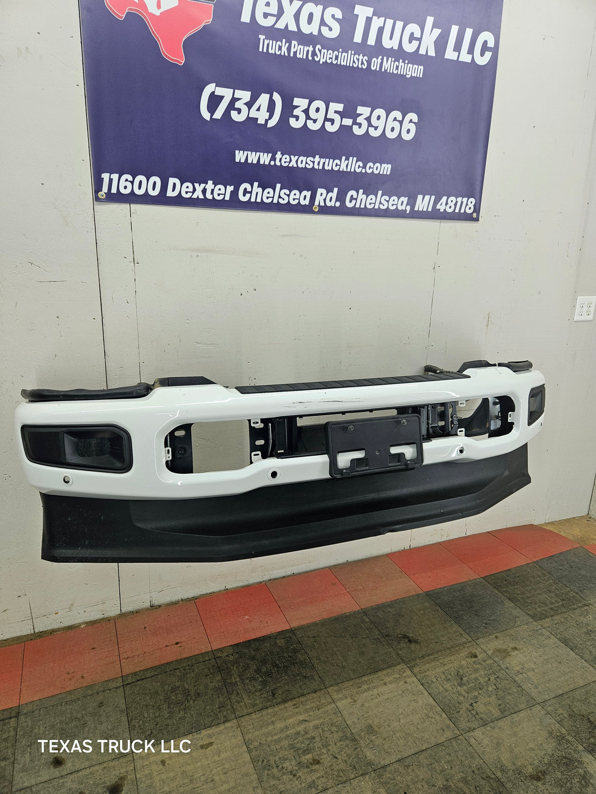 2023-2025 Ford Super Duty F250 F350 Front Bumper with Park Aid / Adaptive cruise sensor holes PPC3B 17750 EMSMAS