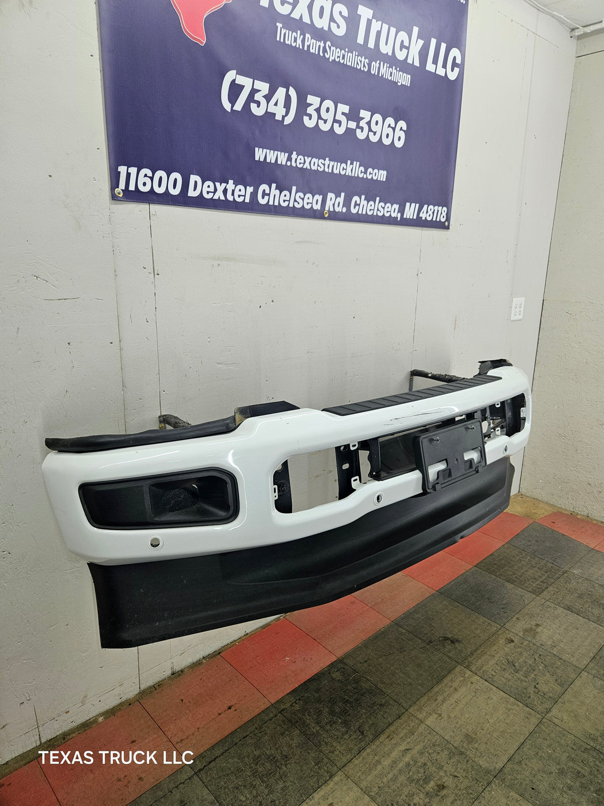 2023-2025 Ford Super Duty F250 F350 Front Bumper with Park Aid / Adaptive cruise sensor holes PPC3B 17750 EMSMAS