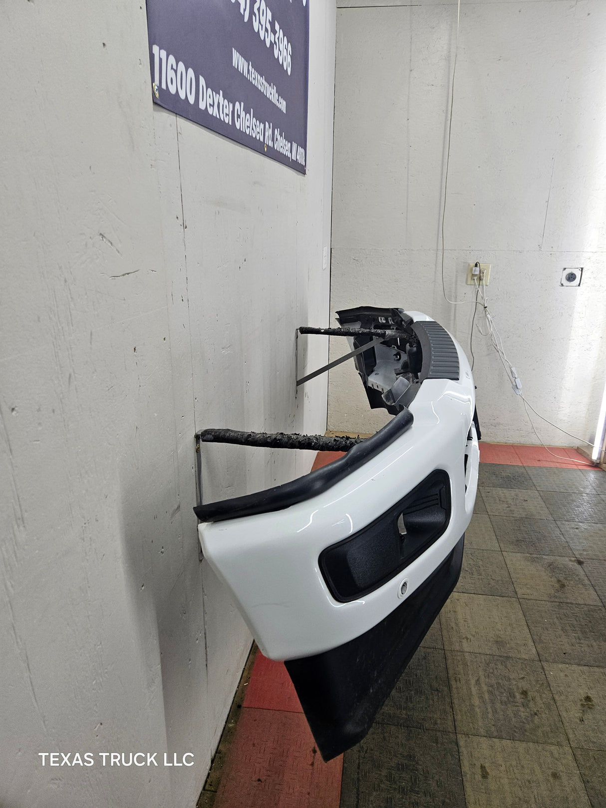 2023-2025 Ford Super Duty F250 F350 Front Bumper with Park Aid / Adaptive cruise sensor holes PPC3B 17750 EMSMAS