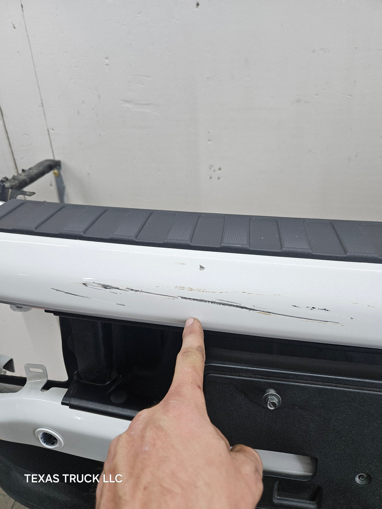 2023-2025 Ford Super Duty F250 F350 Front Bumper with Park Aid / Adaptive cruise sensor holes PPC3B 17750 EMSMAS