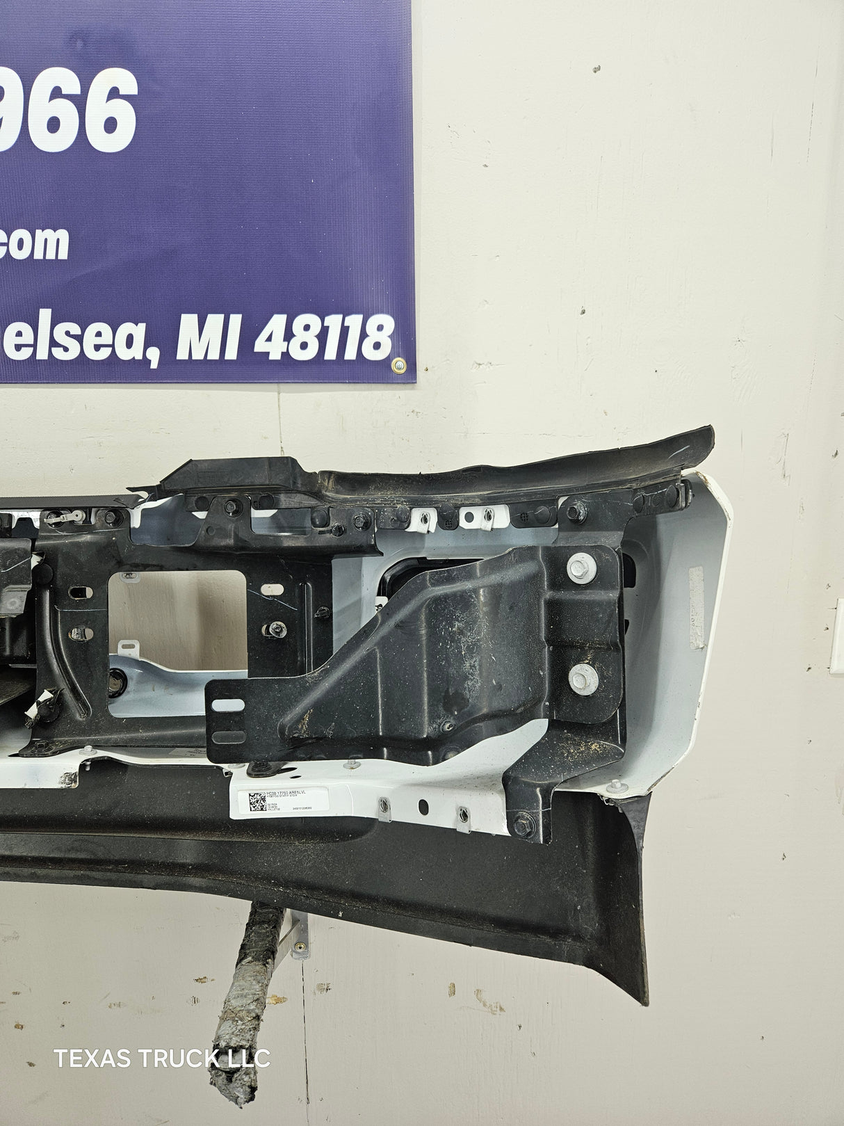 2023-2025 Ford Super Duty F250 F350 Front Bumper with Park Aid / Adaptive cruise sensor holes PPC3B 17750 EMSMAS