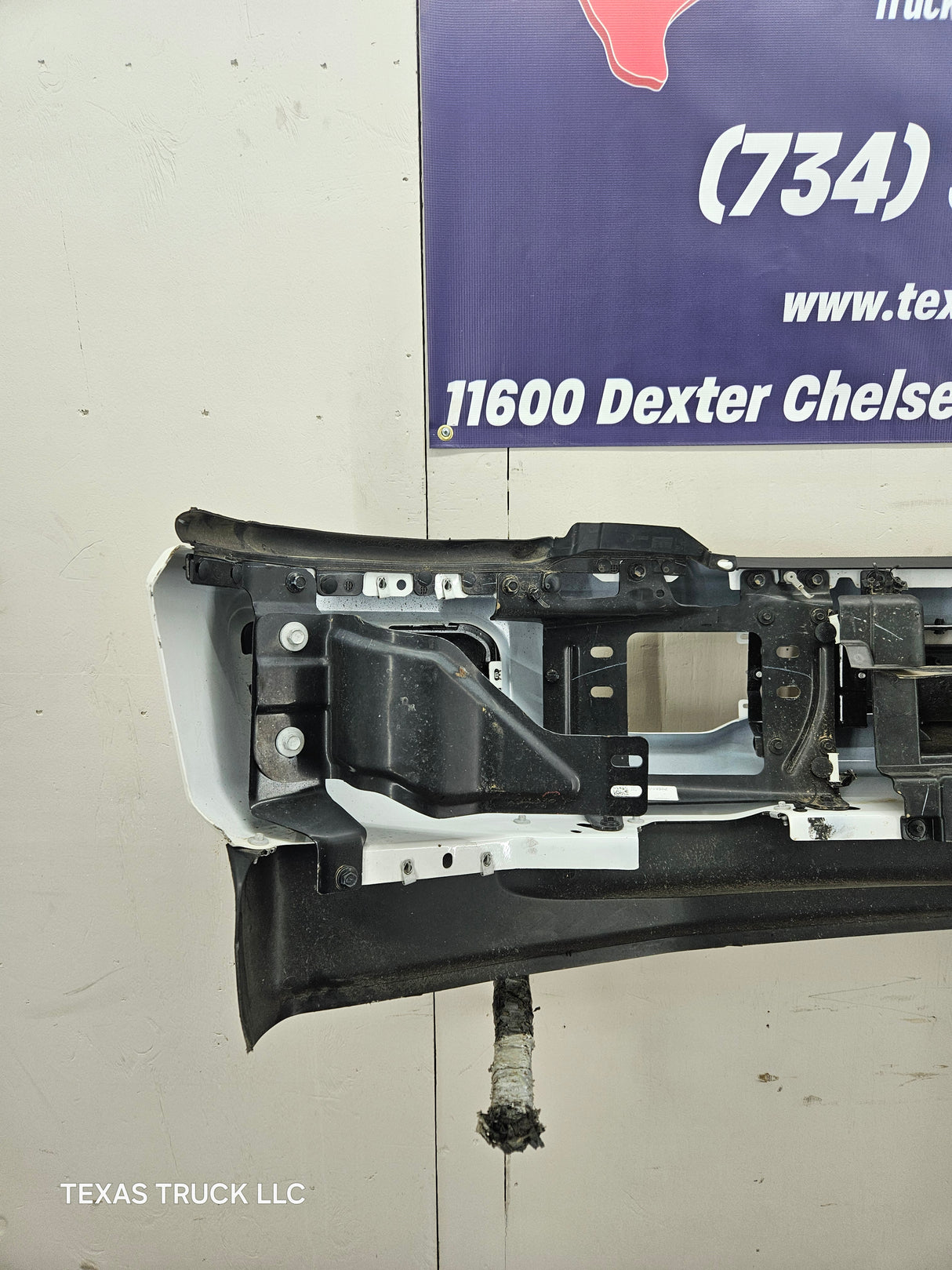 2023-2025 Ford Super Duty F250 F350 Front Bumper with Park Aid / Adaptive cruise sensor holes PPC3B 17750 EMSMAS