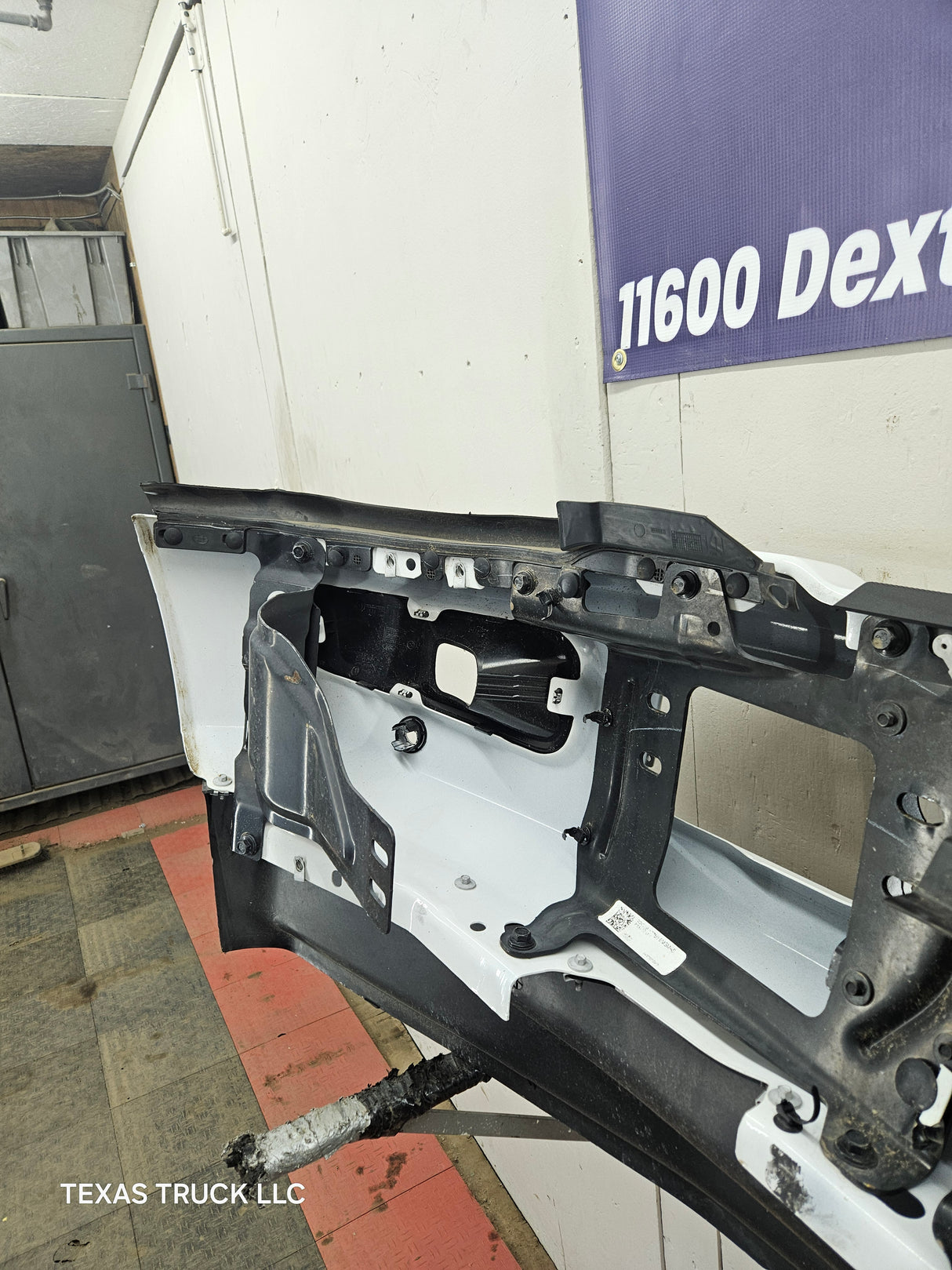 2023-2025 Ford Super Duty F250 F350 Front Bumper with Park Aid / Adaptive cruise sensor holes PPC3B 17750 EMSMAS