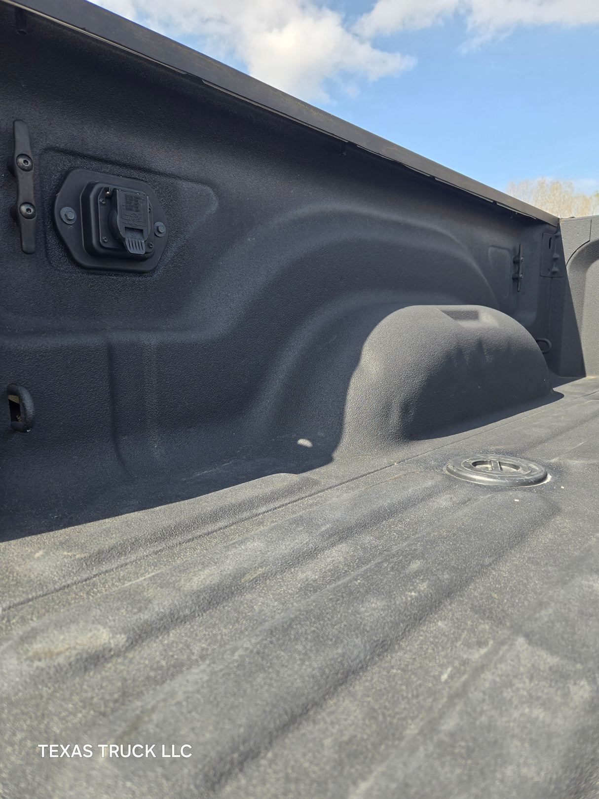 2019-2025 Dodge Ram 2500 3500 5th Gen 6' 4" Short Truck Bed