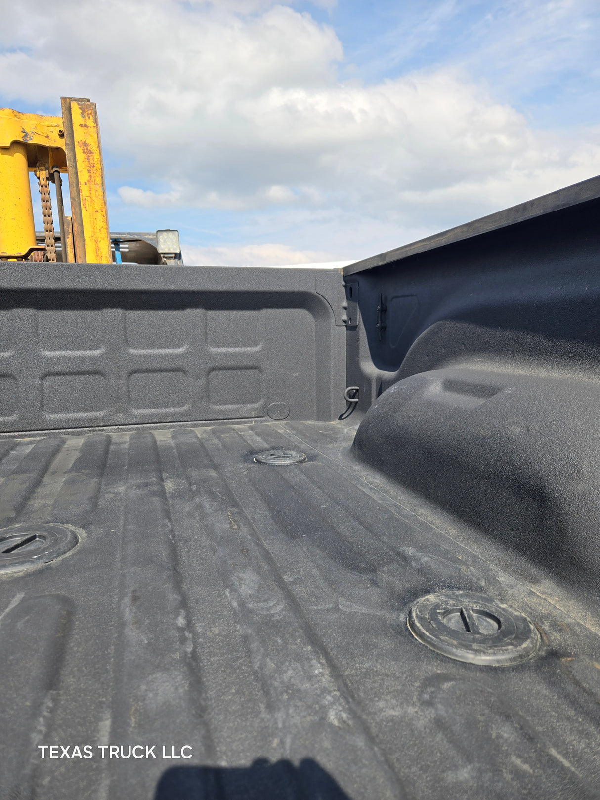 2019-2025 Dodge Ram 2500 3500 5th Gen 6' 4" Short Truck Bed