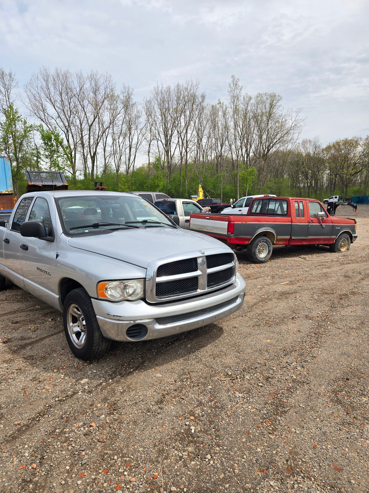 2004 Dodge Ram 1500 Crew Cab - FULL PART OUT