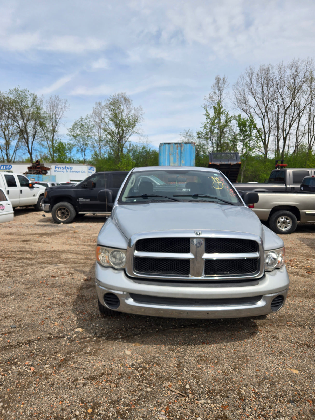 2004 Dodge Ram 1500 Crew Cab - FULL PART OUT