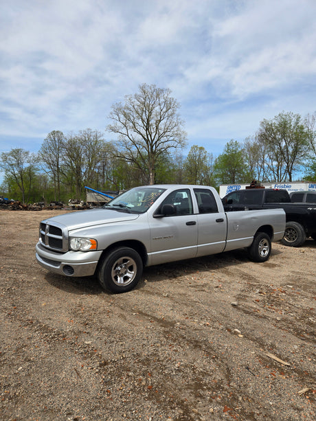 2004 Dodge Ram 1500 Crew Cab - FULL PART OUT