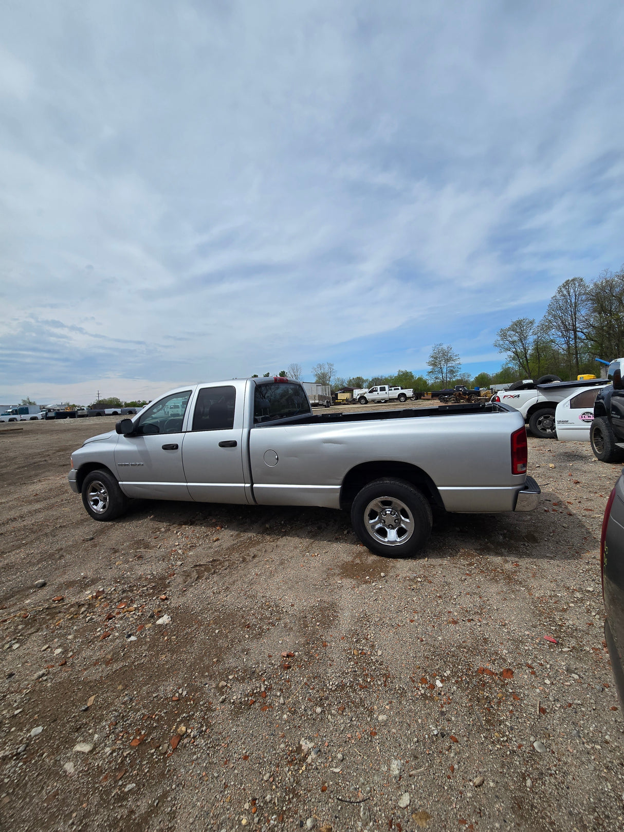 2004 Dodge Ram 1500 Crew Cab - FULL PART OUT