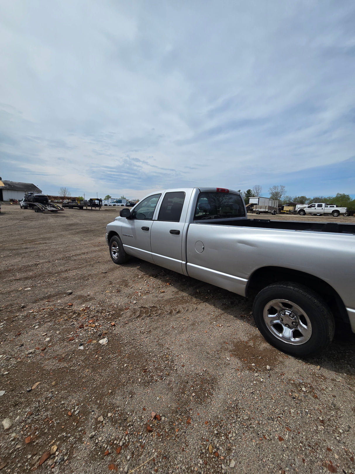 2004 Dodge Ram 1500 Crew Cab - FULL PART OUT