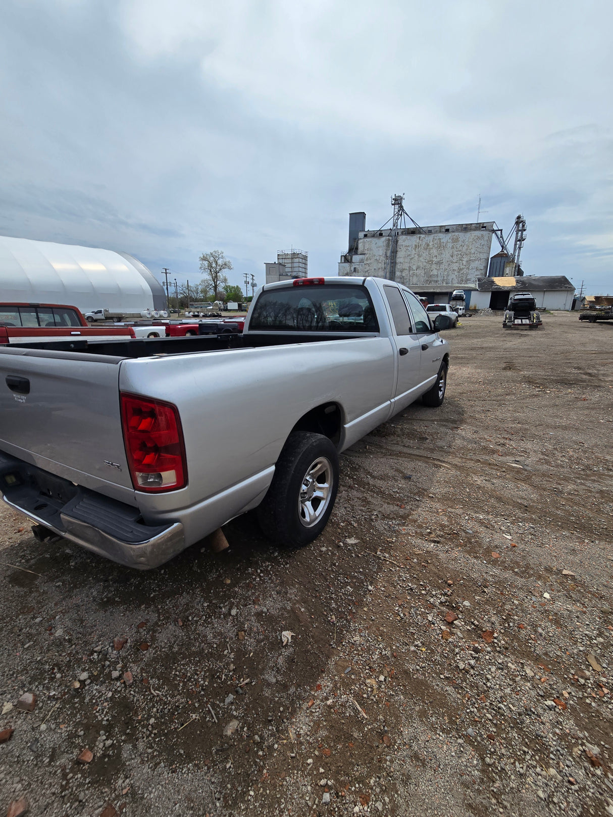 2004 Dodge Ram 1500 Crew Cab - FULL PART OUT