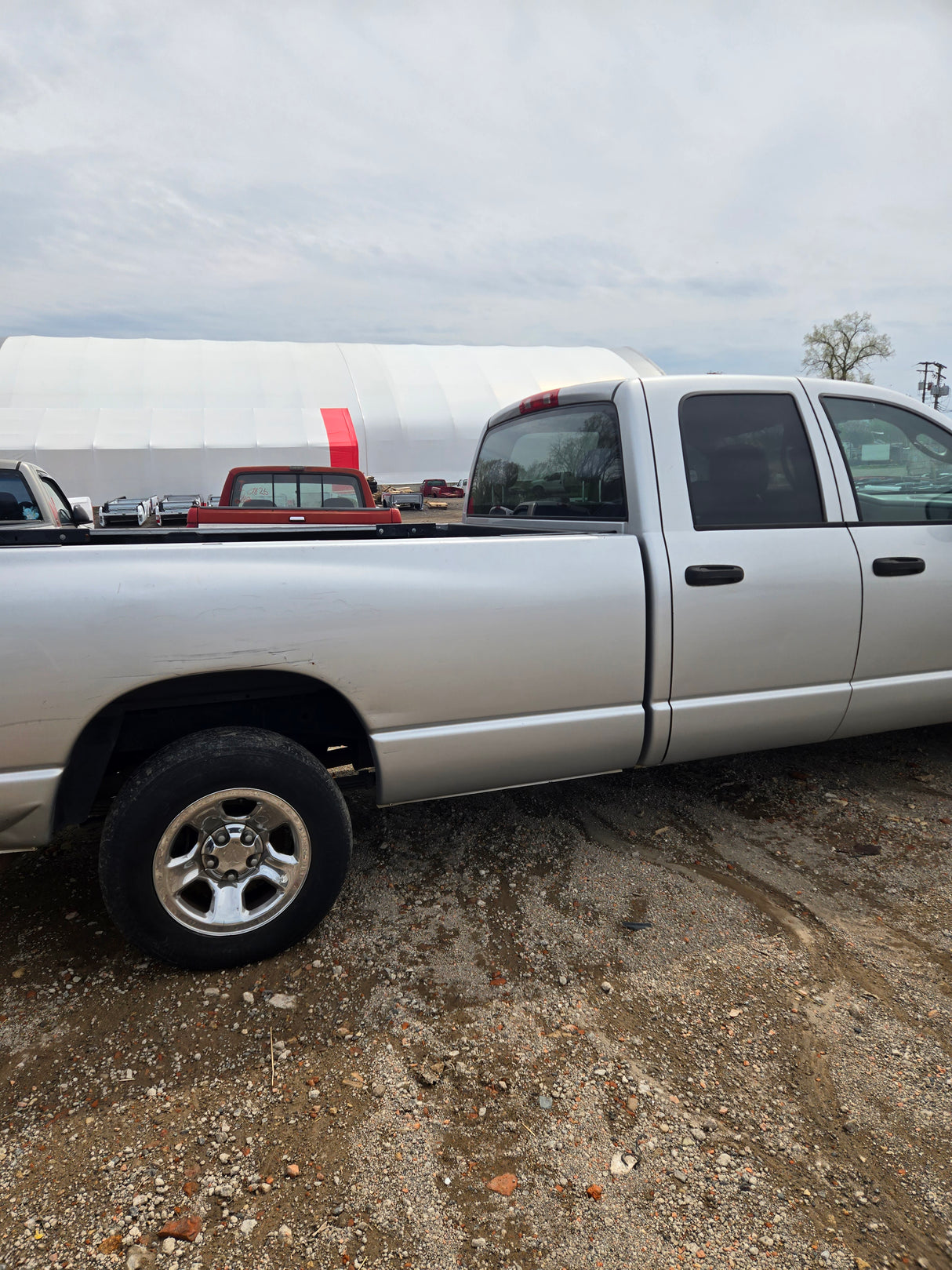 2004 Dodge Ram 1500 Crew Cab - FULL PART OUT