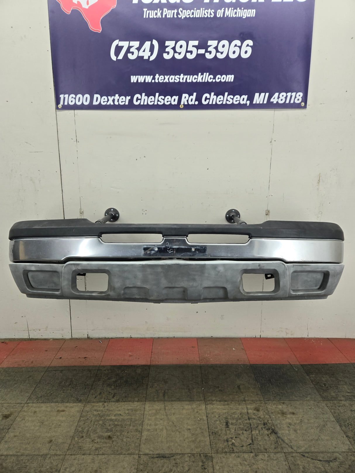 2003-2007 Chevrolet Silverado 1500 'Cateye' Front Bumper