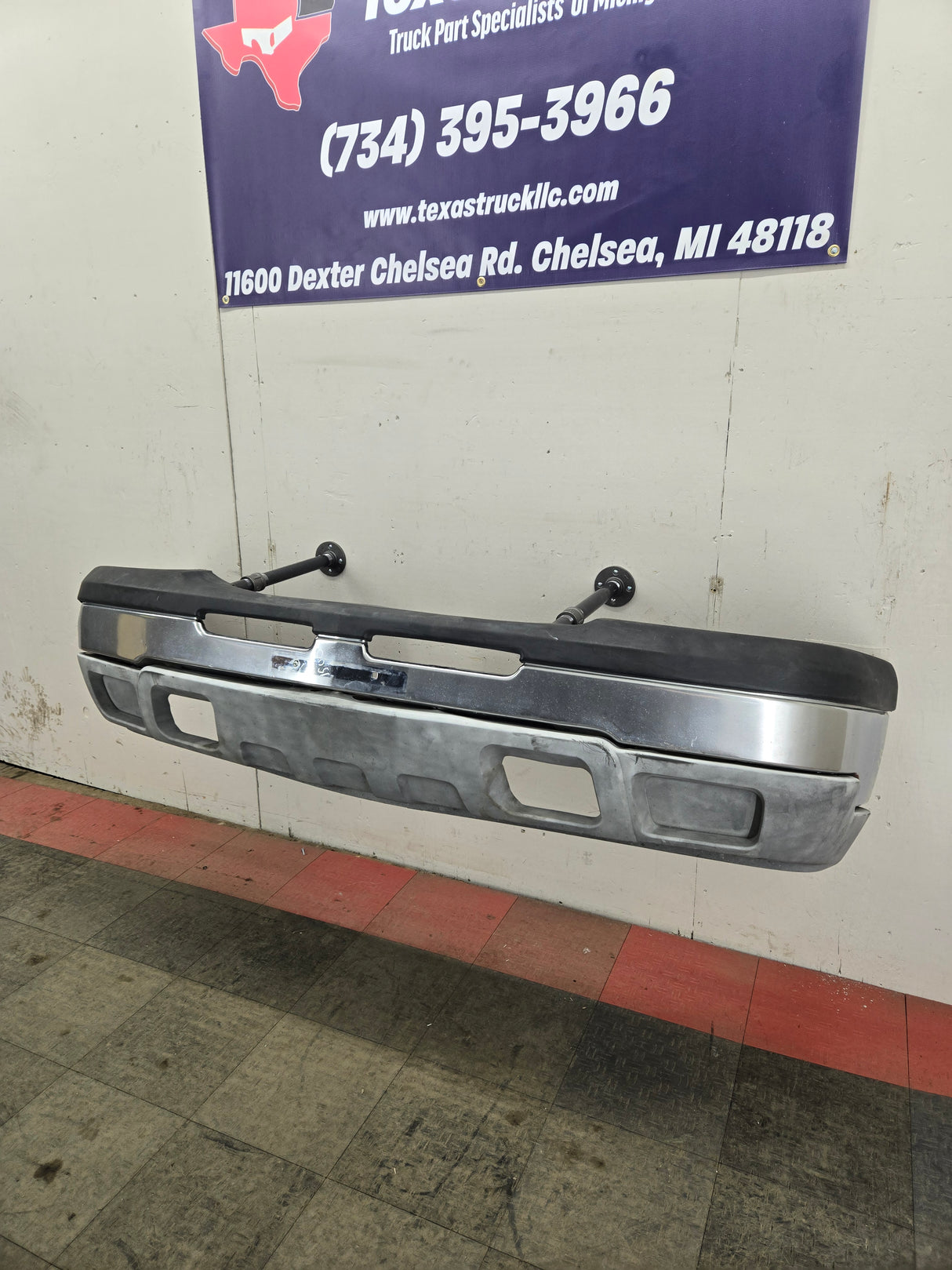 2003-2007 Chevrolet Silverado 1500 'Cateye' Front Bumper