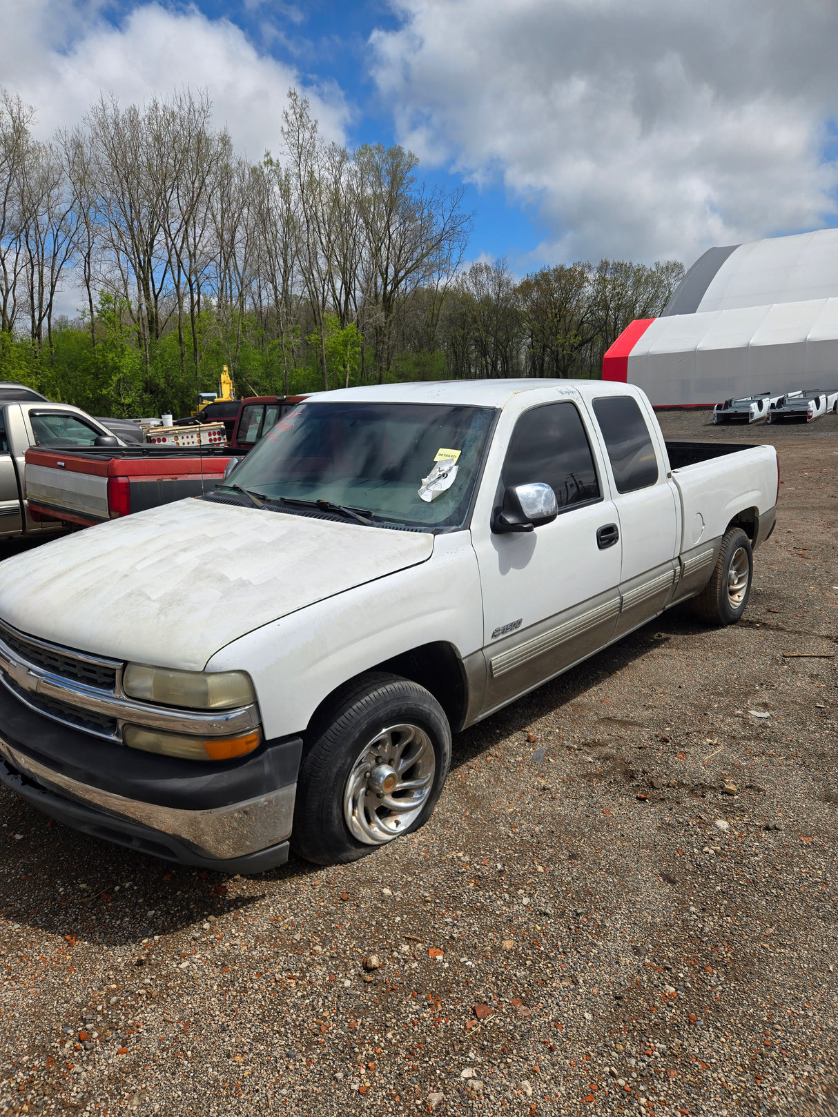 2002 Chevrolet Silverado 1500 Extended Cab - FULL PART OUT
