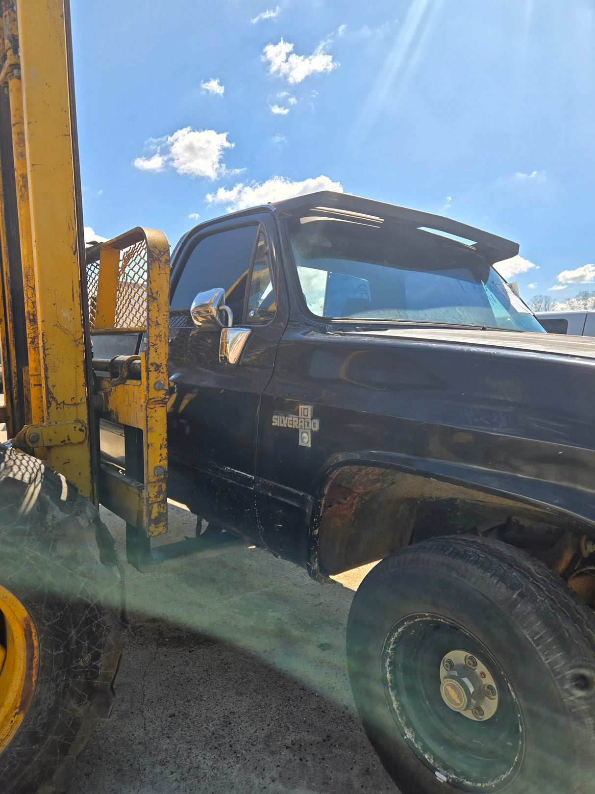 1986 Chevrolet C10 Square body - FULL PART OUT
