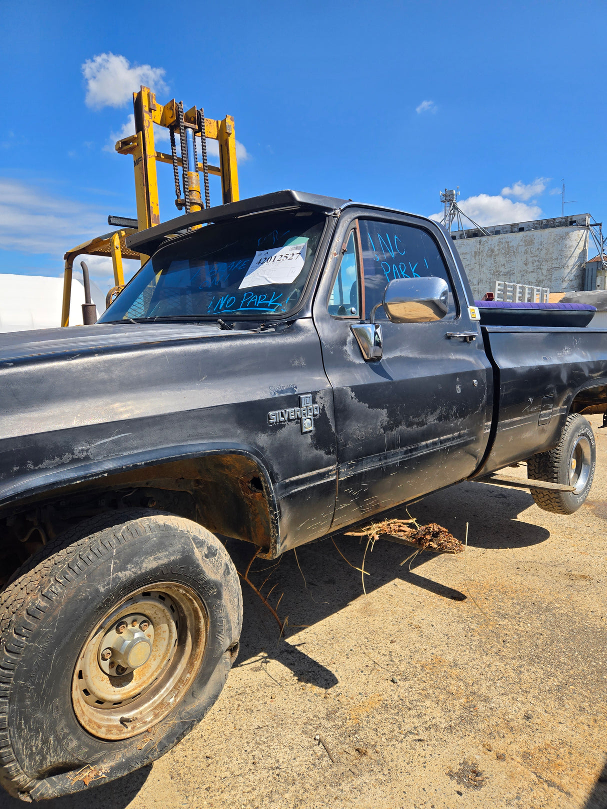 1986 Chevrolet C10 Square body - FULL PART OUT