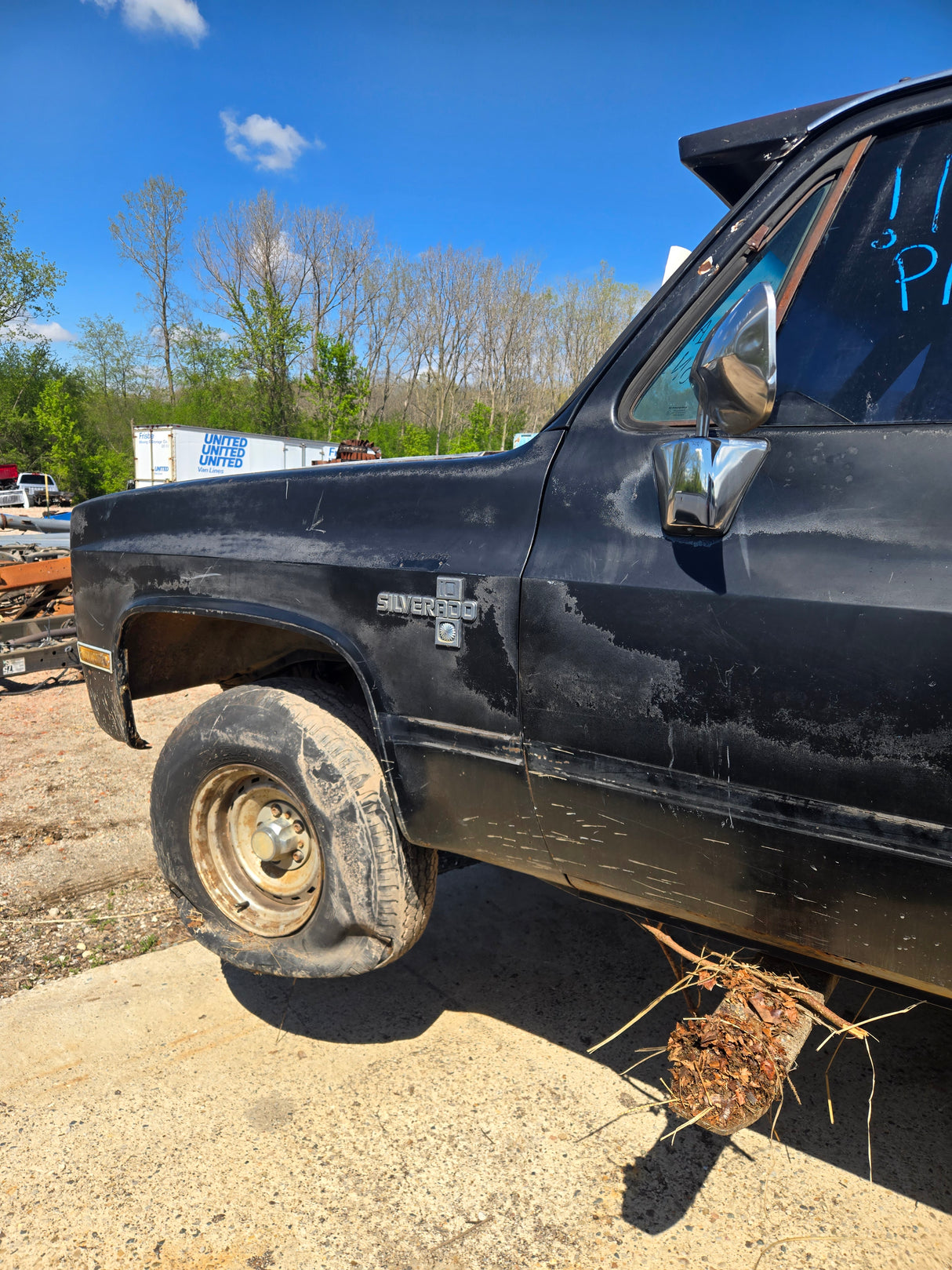 1986 Chevrolet C10 Square body - FULL PART OUT