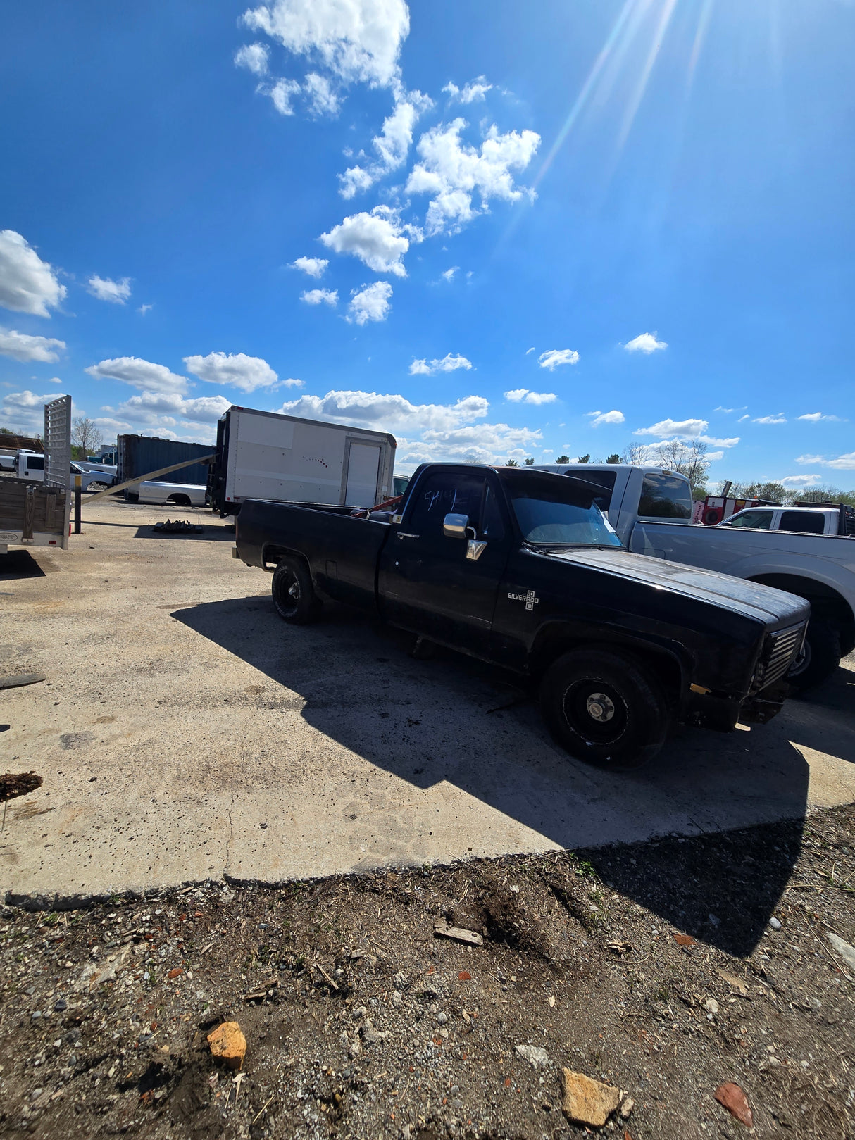 1986 Chevrolet C10 Square body - FULL PART OUT