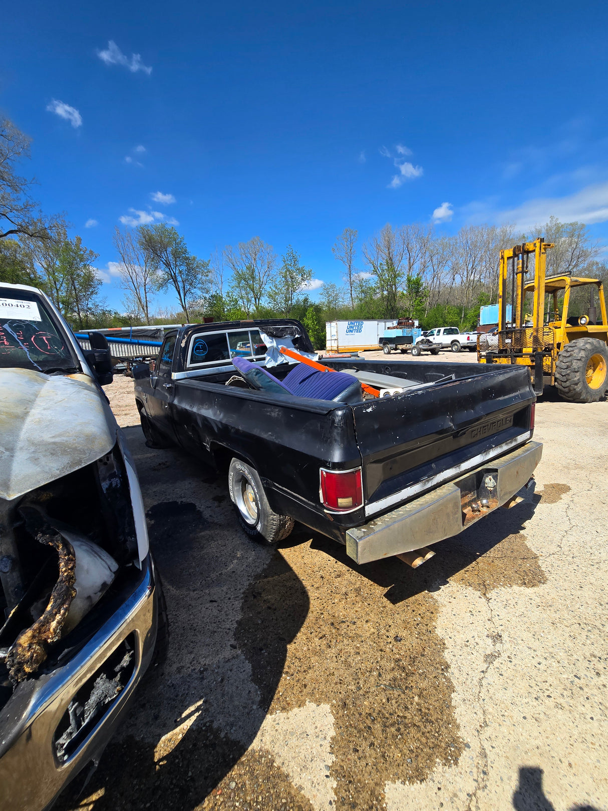 1986 Chevrolet C10 Square body - FULL PART OUT