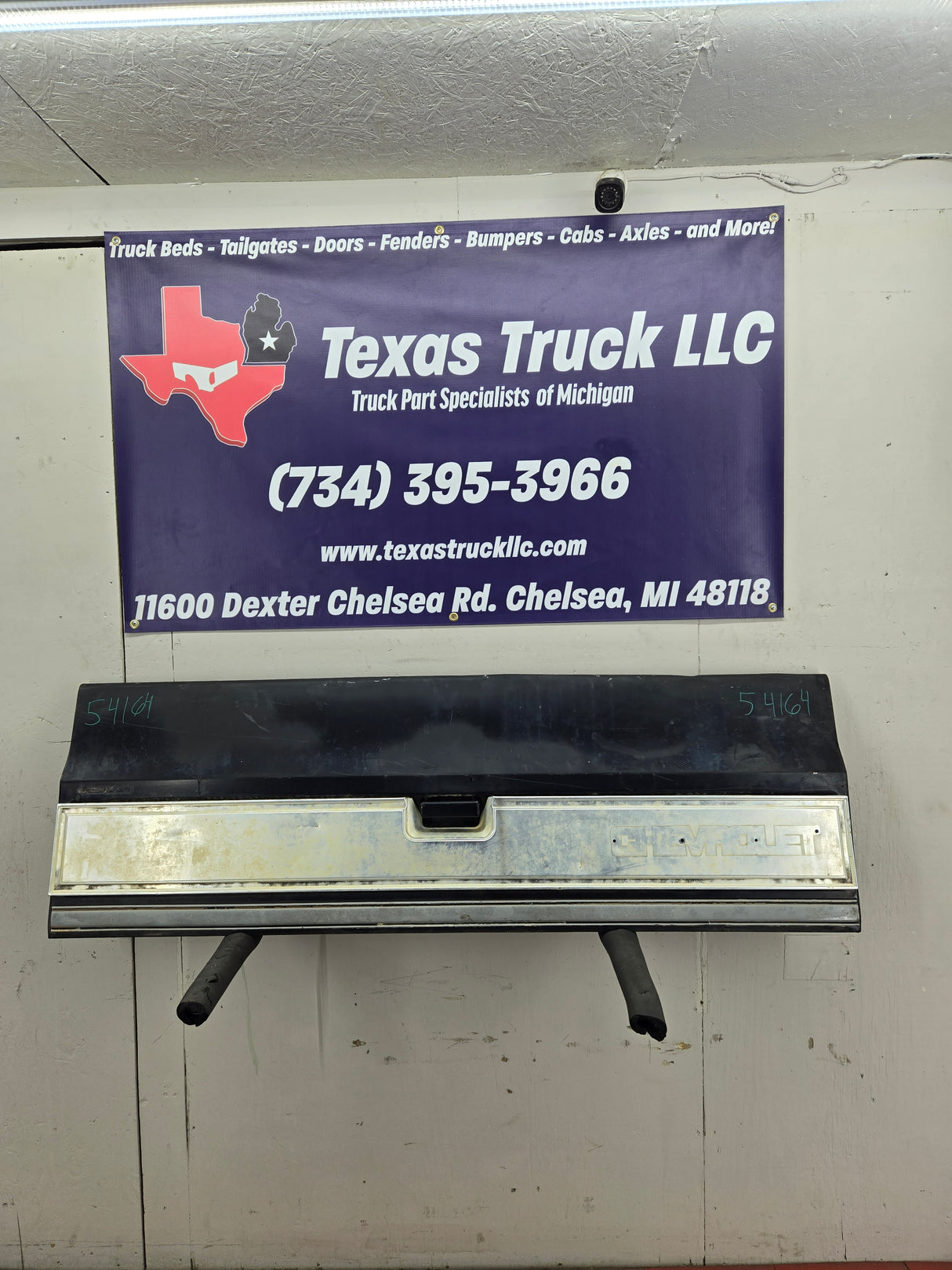 1973-1987 Chevrolet / GMC Square Body Tailgate C10 C15 C20 C25 C35 K10 K15 K20 K25 K35