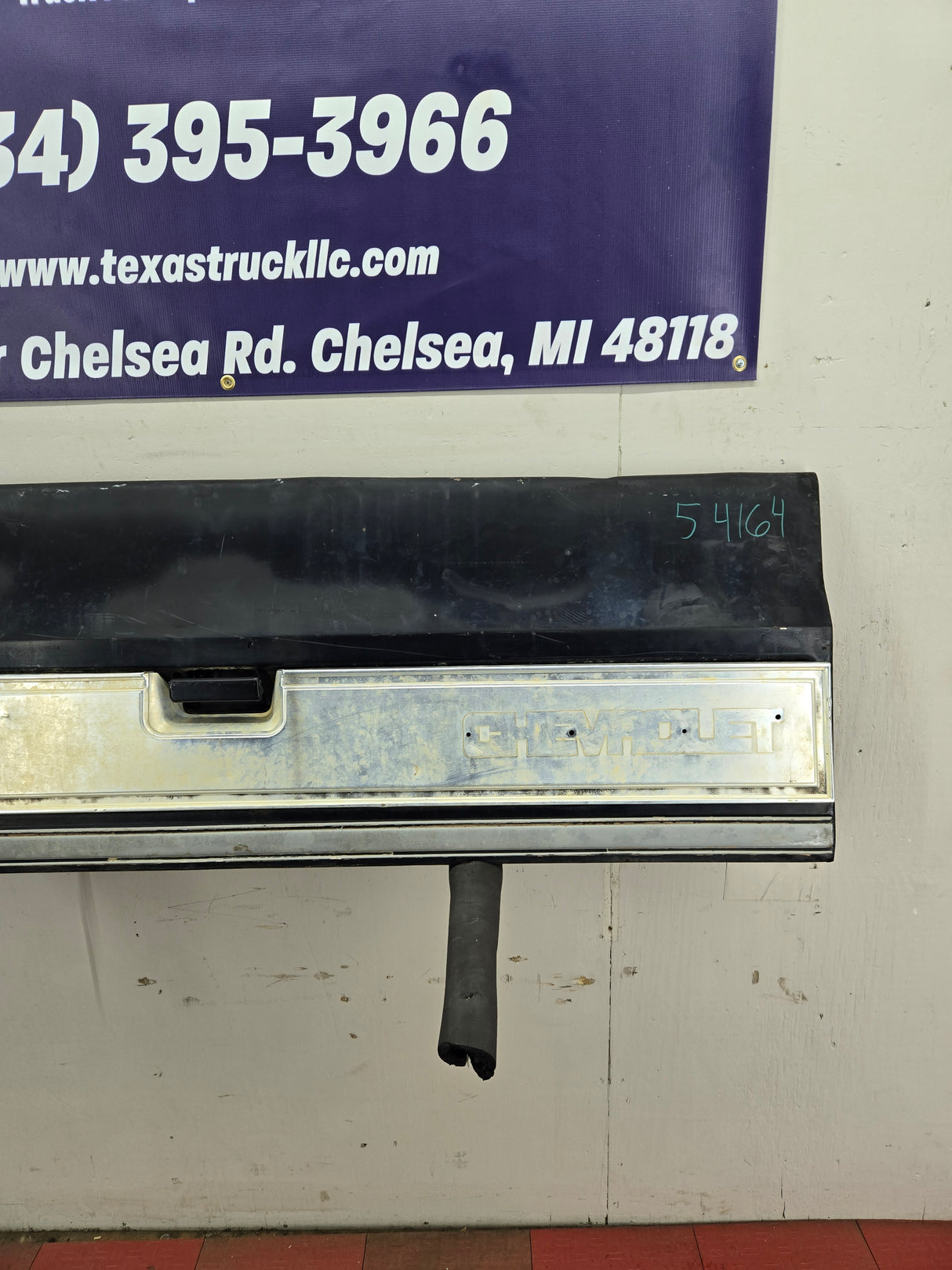 1973-1987 Chevrolet / GMC Square Body Tailgate C10 C15 C20 C25 C35 K10 K15 K20 K25 K35