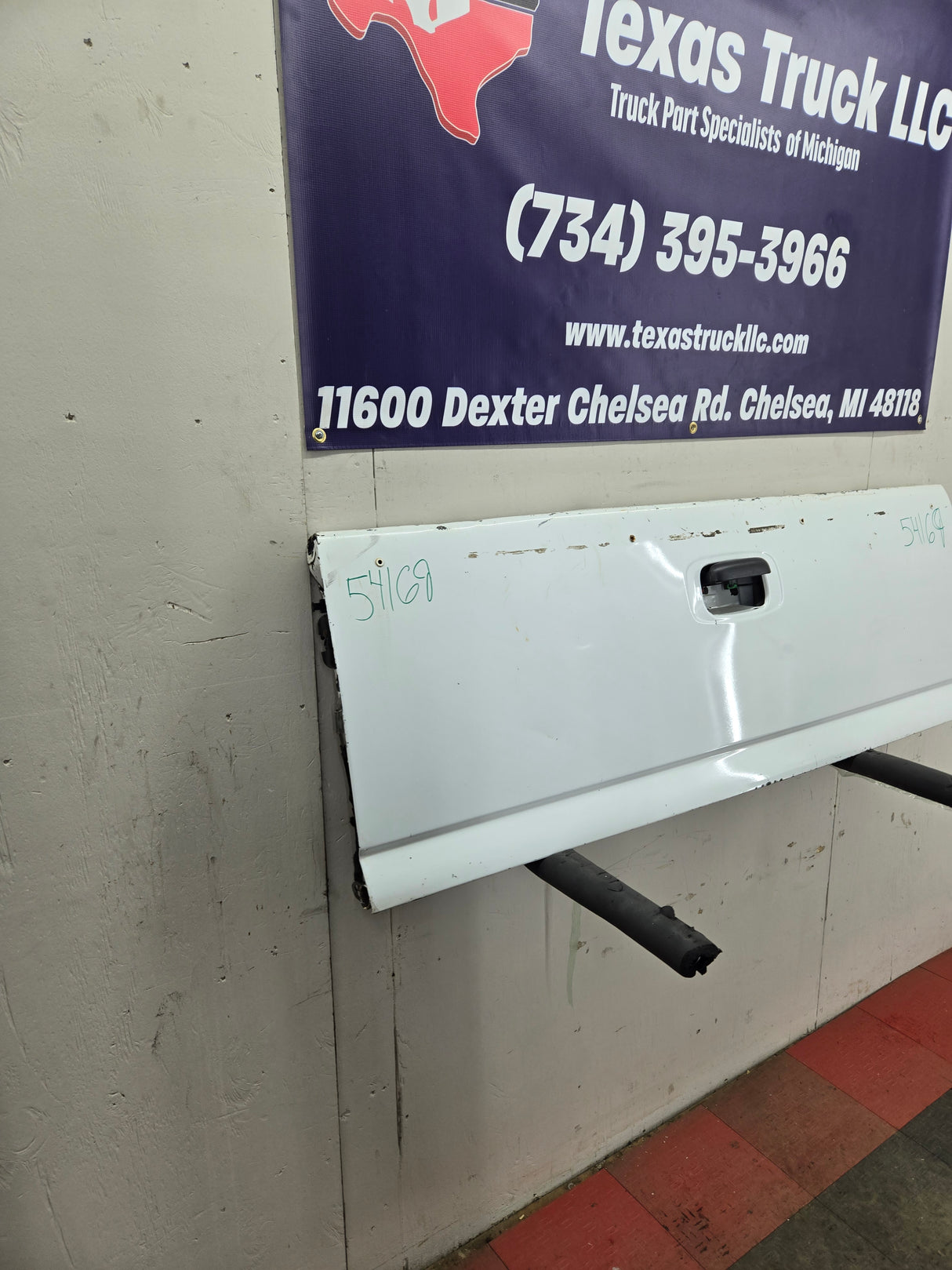 1999-2007 Chevrolet Silverado / GMC Sierra 1500 2500 3500 Tailgate