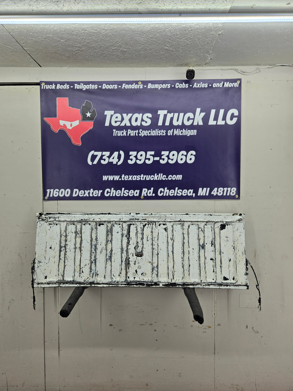 1999-2007 Chevrolet Silverado / GMC Sierra 1500 2500 3500 Tailgate