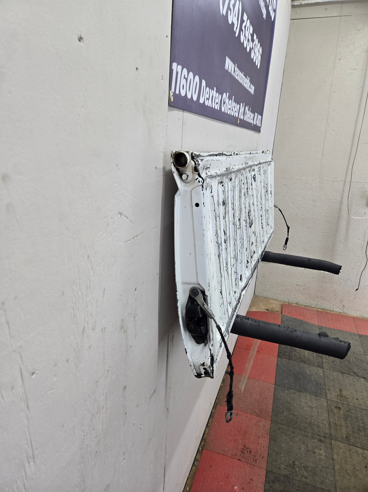 1999-2007 Chevrolet Silverado / GMC Sierra 1500 2500 3500 Tailgate