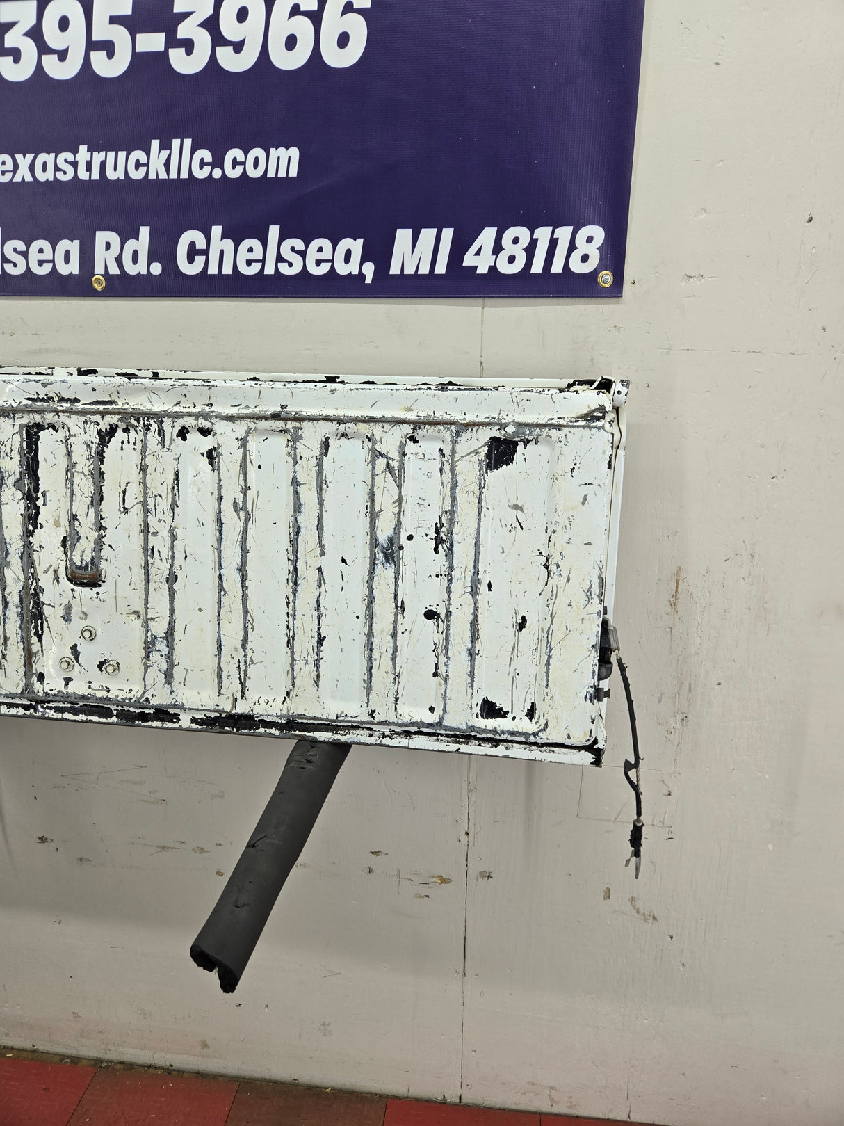 1999-2007 Chevrolet Silverado / GMC Sierra 1500 2500 3500 Tailgate