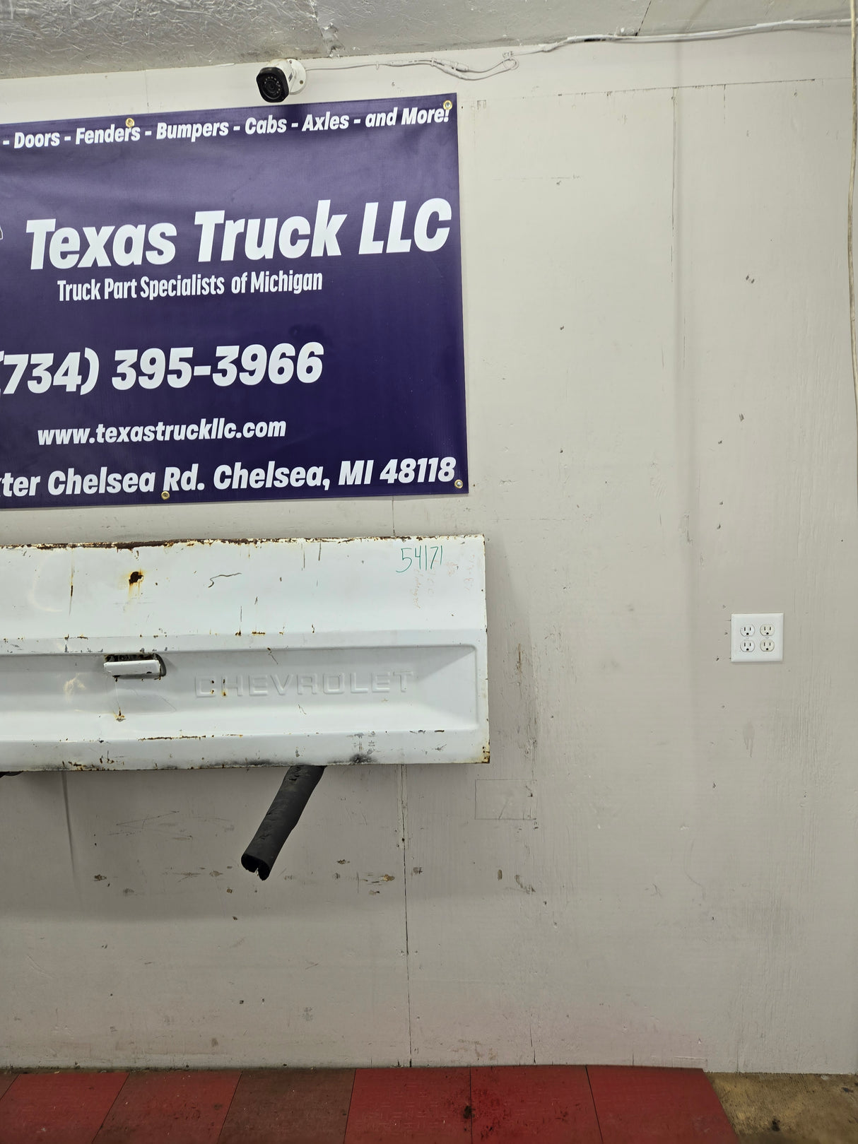 1973-1987 Chevrolet / GMC Square Body Tailgate C10 C15 C20 C25 C35 K10 K15 K20 K25 K35