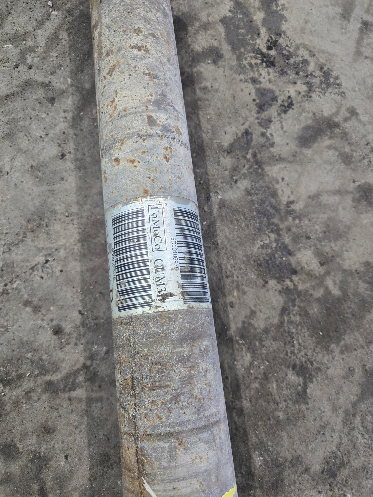 2011-2016 Ford F250 F350 F450 F550 Super Duty Front Drive Shaft BC34-4A376-EA