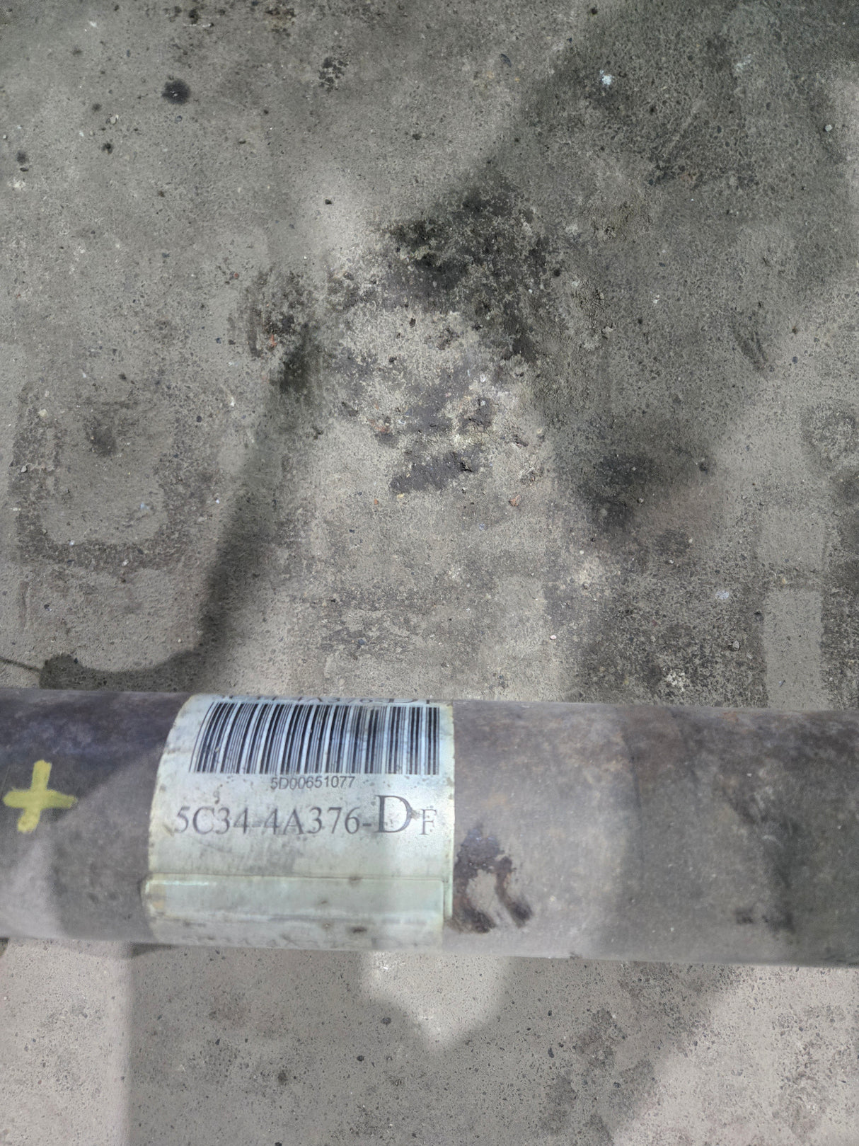 2003-2010 Ford F250 F350 F450 F550 Super Duty Front Drive Shaft 5C34-4A376-DF