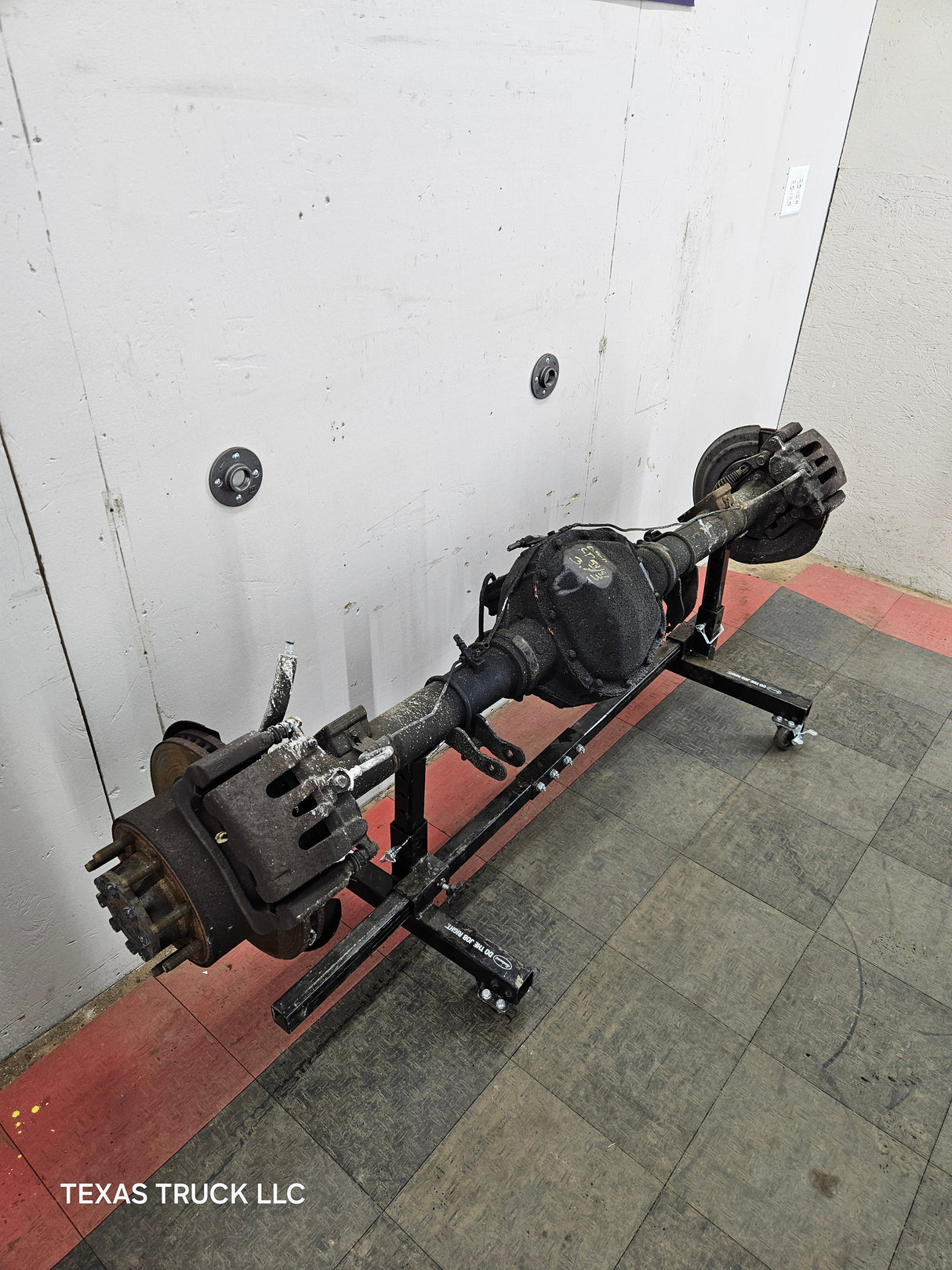 2005-2010 Ford Super Duty F250 F350 SRW Rear Axle 3.73 Gear Ratio 269k Miles