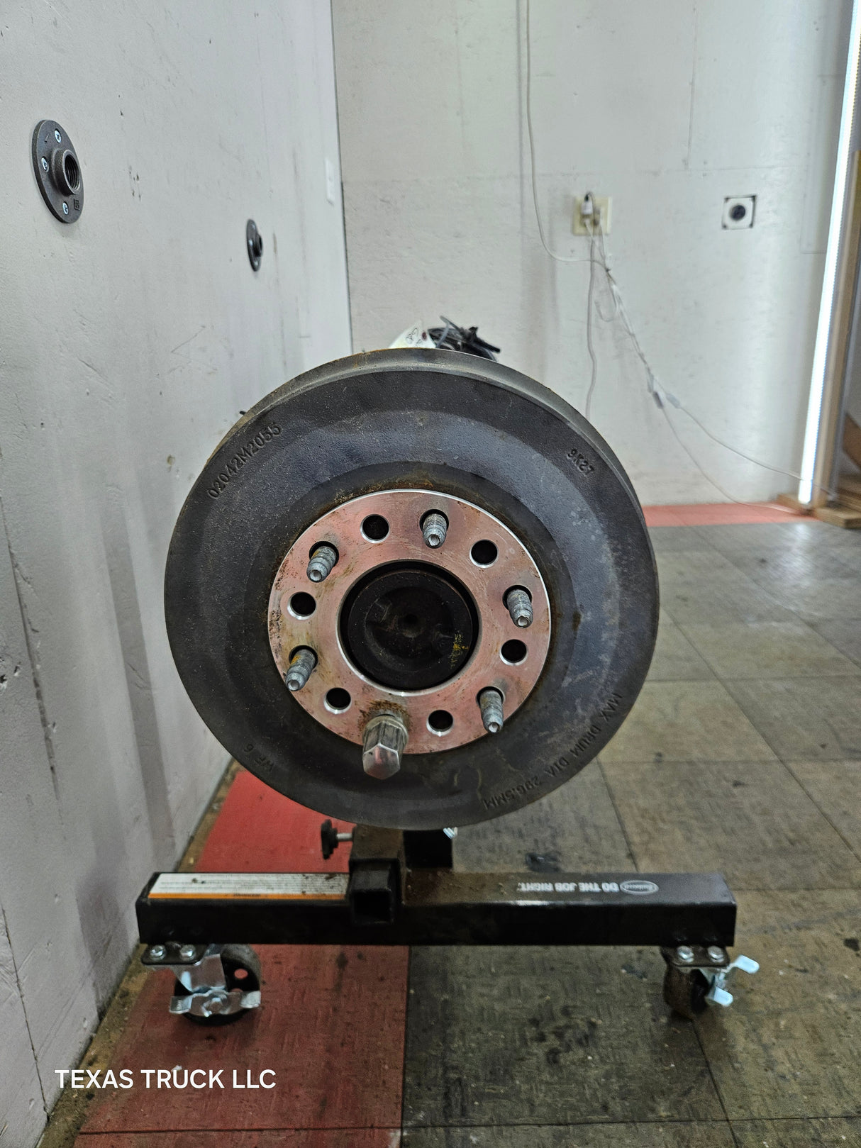 2009-2013 Chevrolet Silverado GMC Sierra 1500 Rear Axle 3.23 Gear Ratio