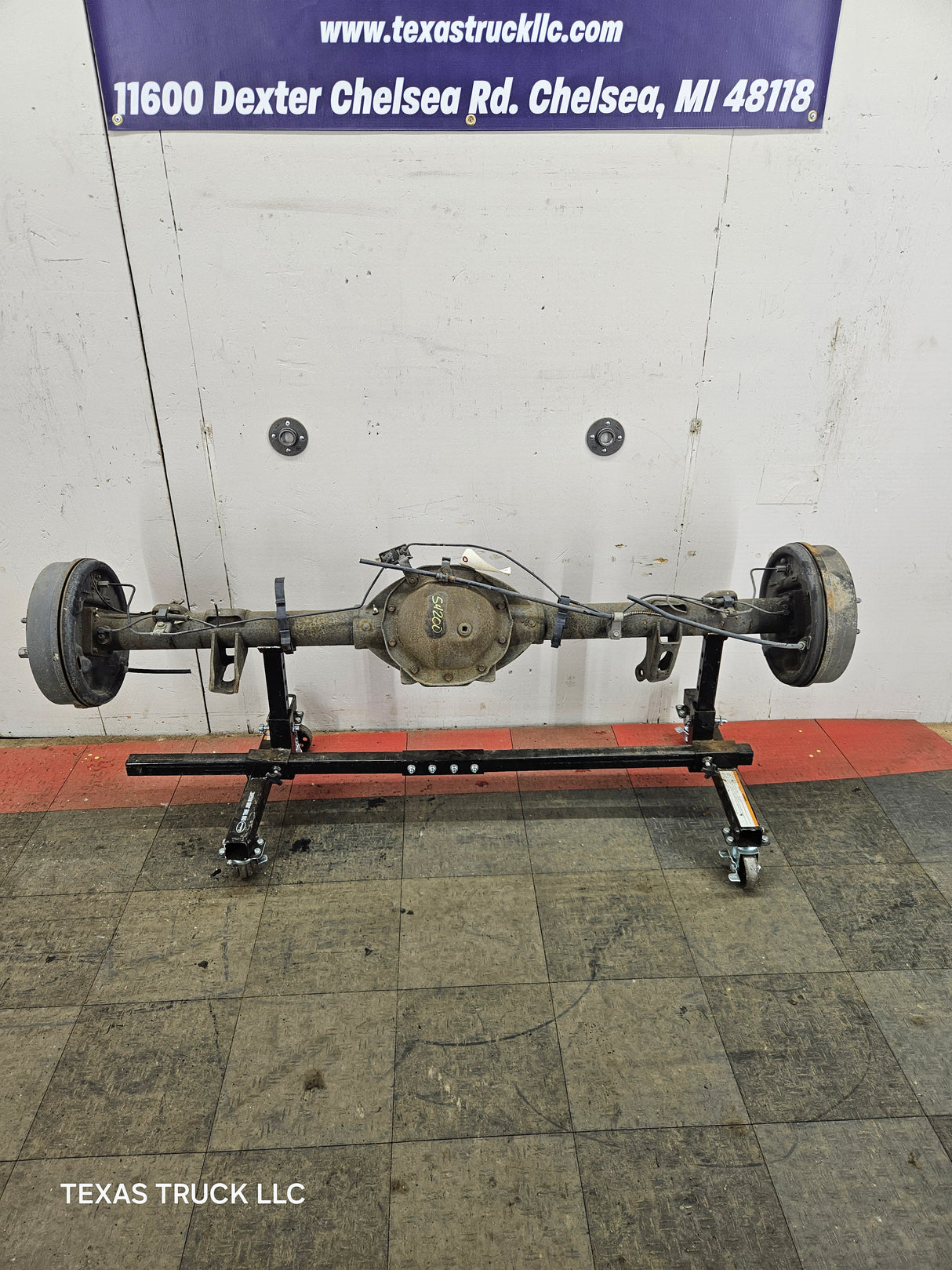 2009-2013 Chevrolet Silverado GMC Sierra 1500 Rear Axle 3.23 Gear Ratio