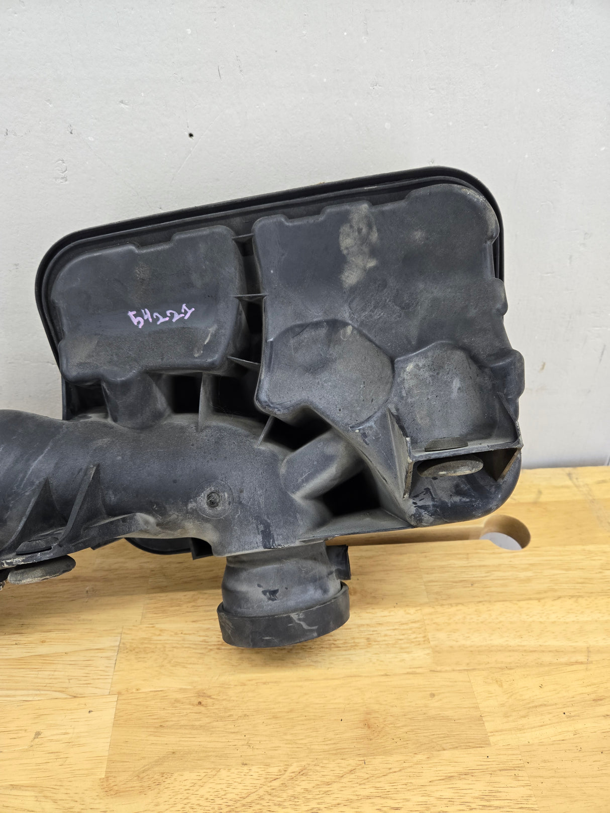 2004-2018 Dodge Ram 1500 2500 3500 Air Intake Box Cleaner