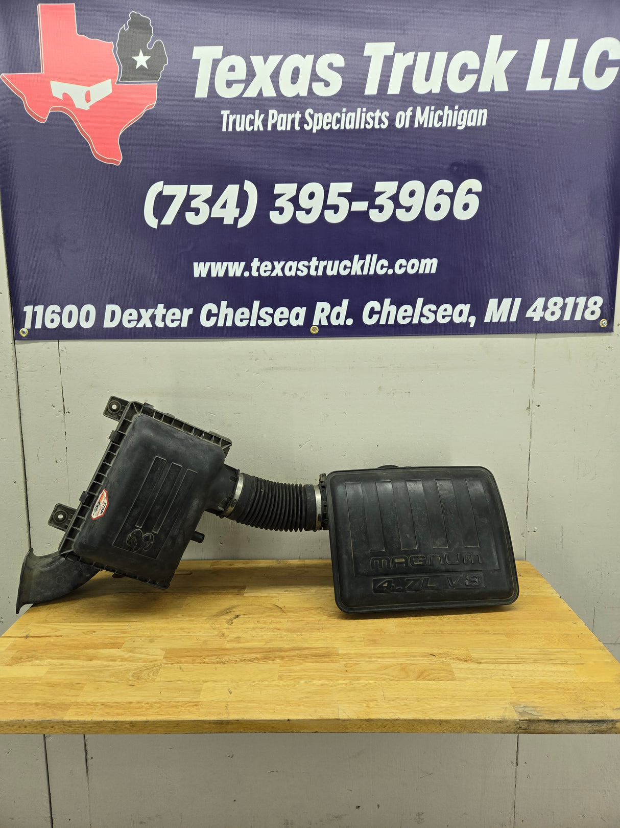 2004-2018 Dodge Ram 1500 2500 3500 Air Intake Box Cleaner