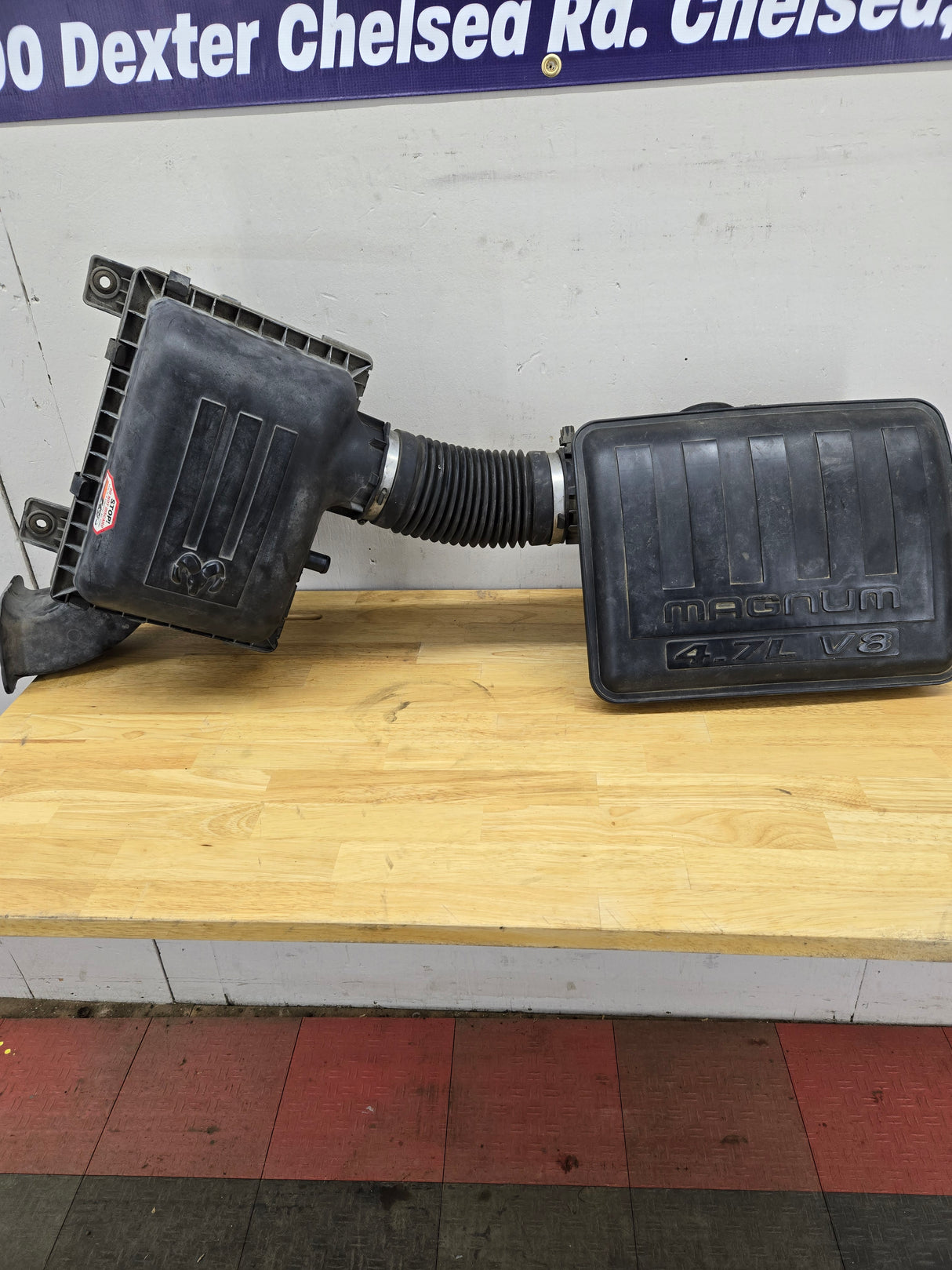 2004-2018 Dodge Ram 1500 2500 3500 Air Intake Box Cleaner