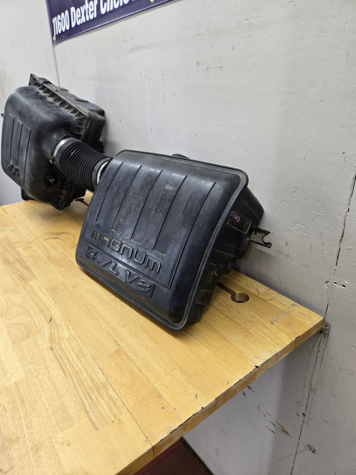 2004-2018 Dodge Ram 1500 2500 3500 Air Intake Box Cleaner