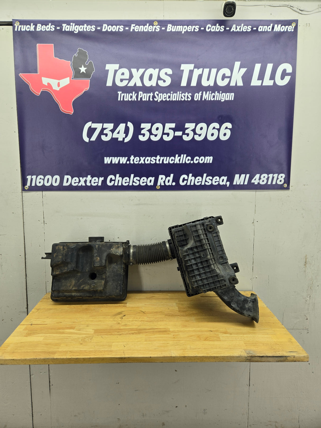 2004-2018 Dodge Ram 1500 2500 3500 Air Intake Box Cleaner