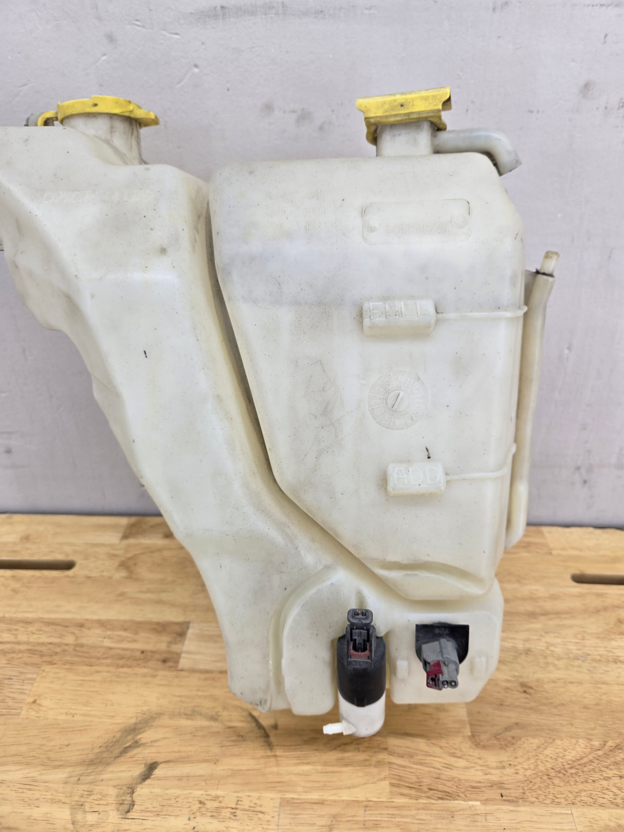 2006-2009 Dodge Ram 1500 Coolant & Washer Reservoir 55056502AE