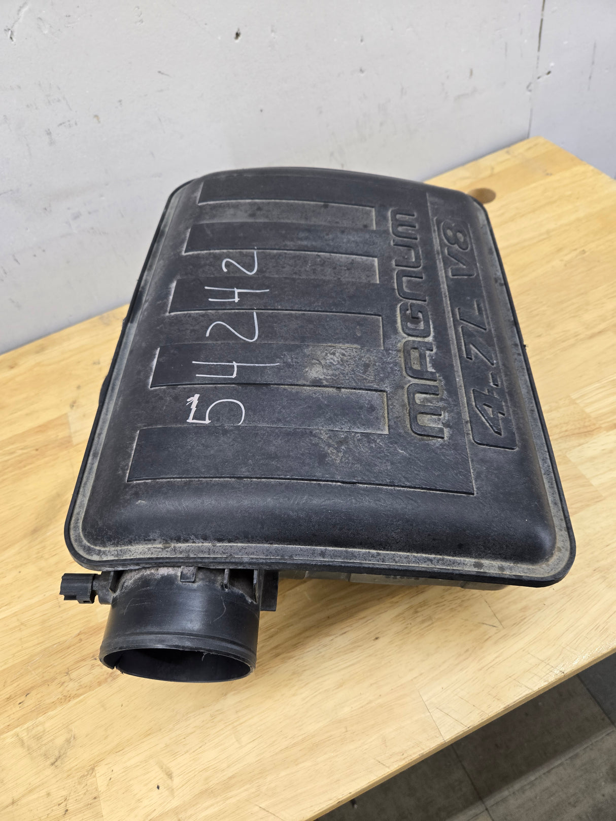 2004-2018 Dodge Ram 1500 2500 3500 Air Intake Box Cleaner