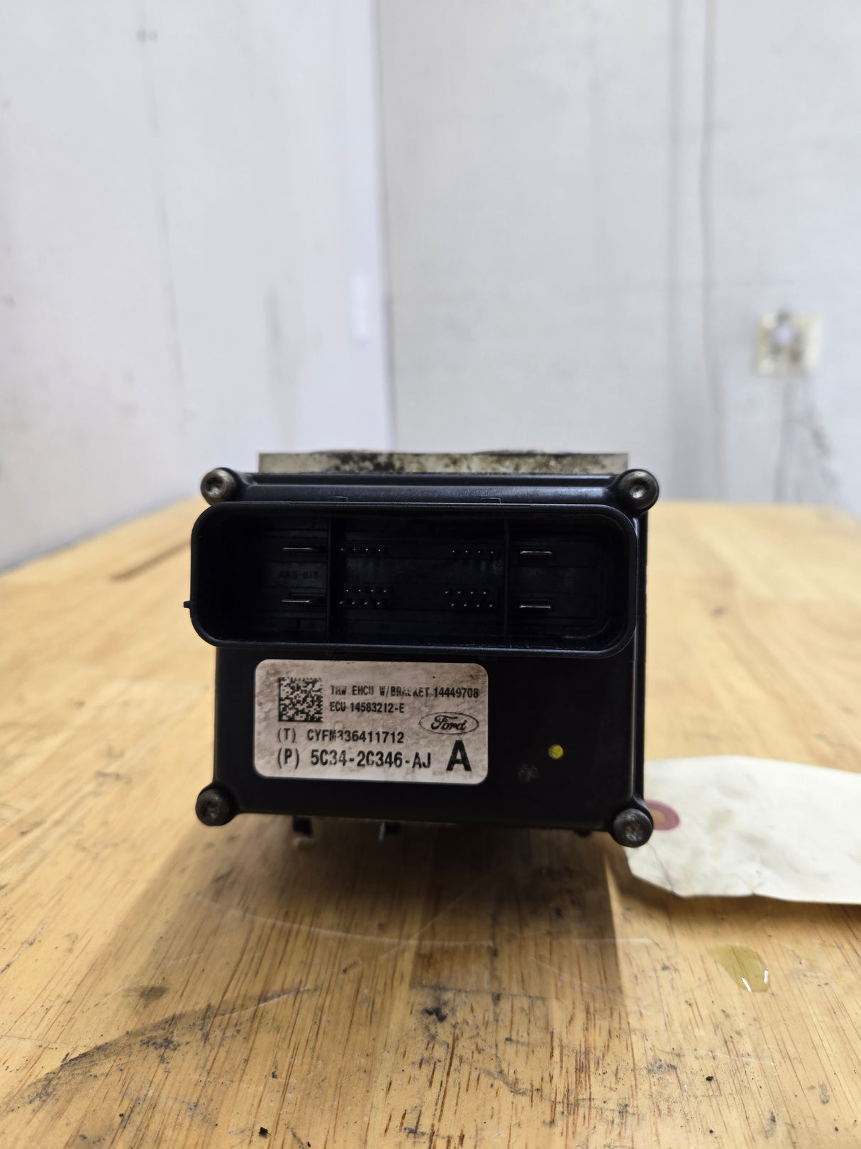 2005-2007 Ford Super Duty F250 F350 ABS Pump Module Control Assembly 5C34-2C346-AJ