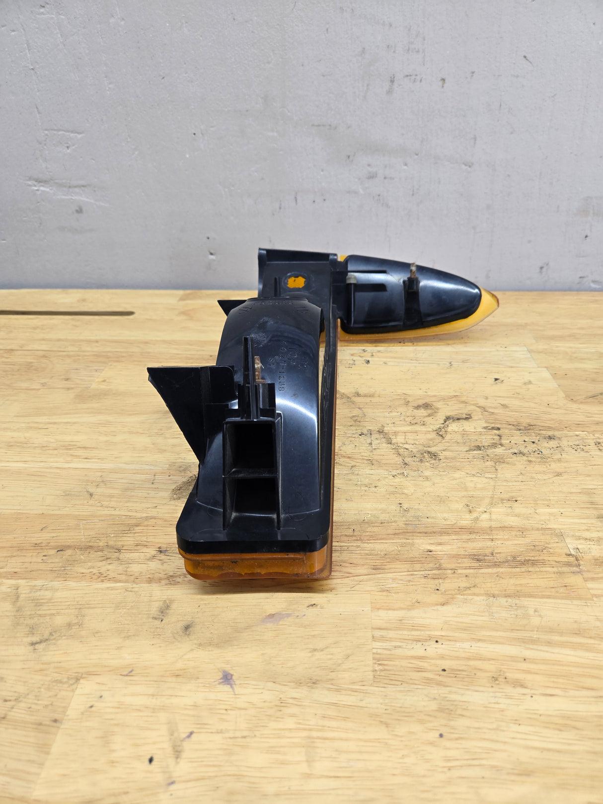 1999-2001 Ford Super Duty F250 F350 LH Driver Side OEM Turn Signal Parking Light Assembly