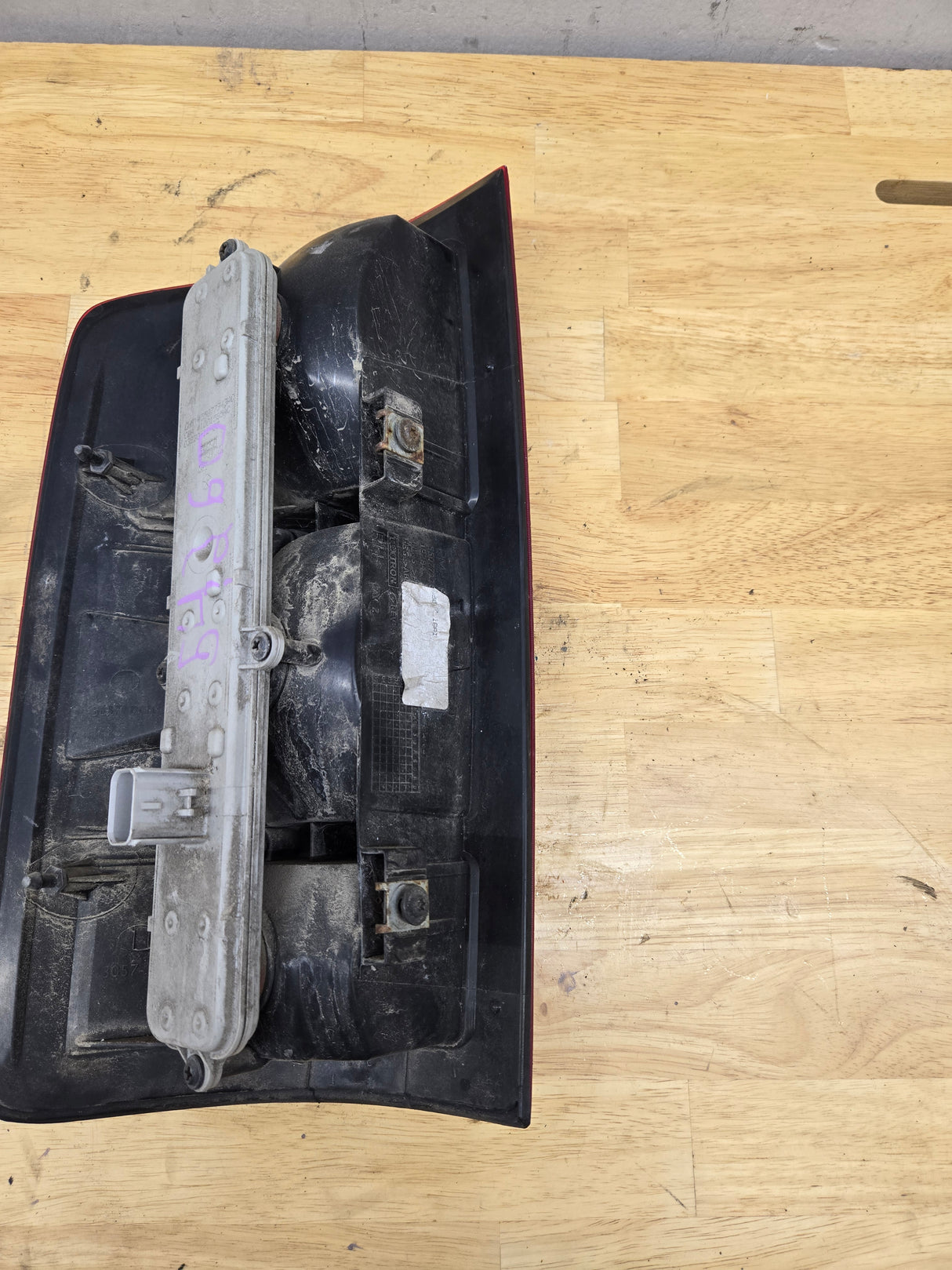 2002-2006 Dodge Ram 1500 2500 3500 RH Passenger Side Tail Light